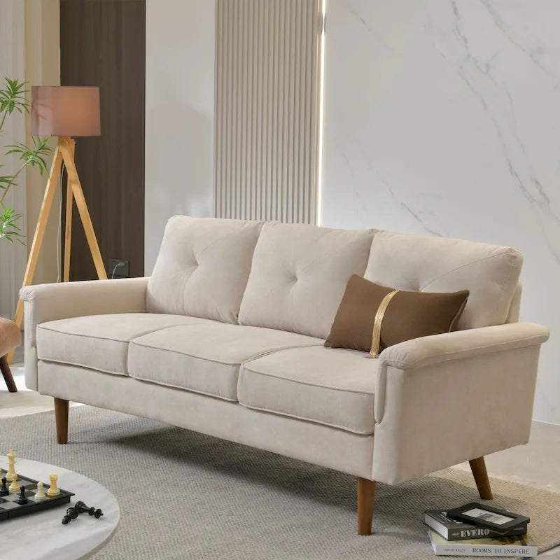 Canapé d'intérieur design avec pieds en bois